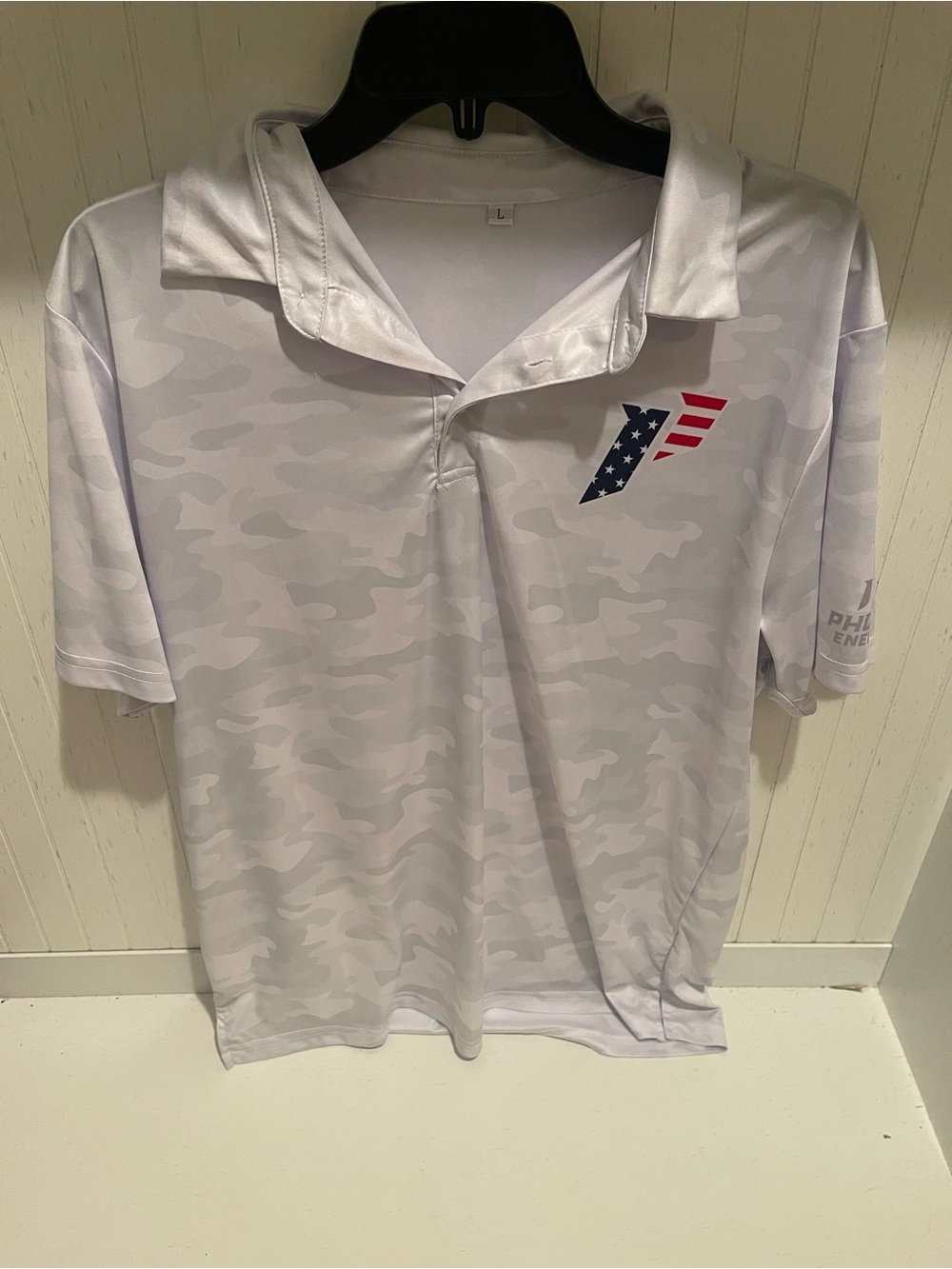 Phorm Energy Polo Shirt Men’s Large White Gray Camo Patriotic Logo Performance